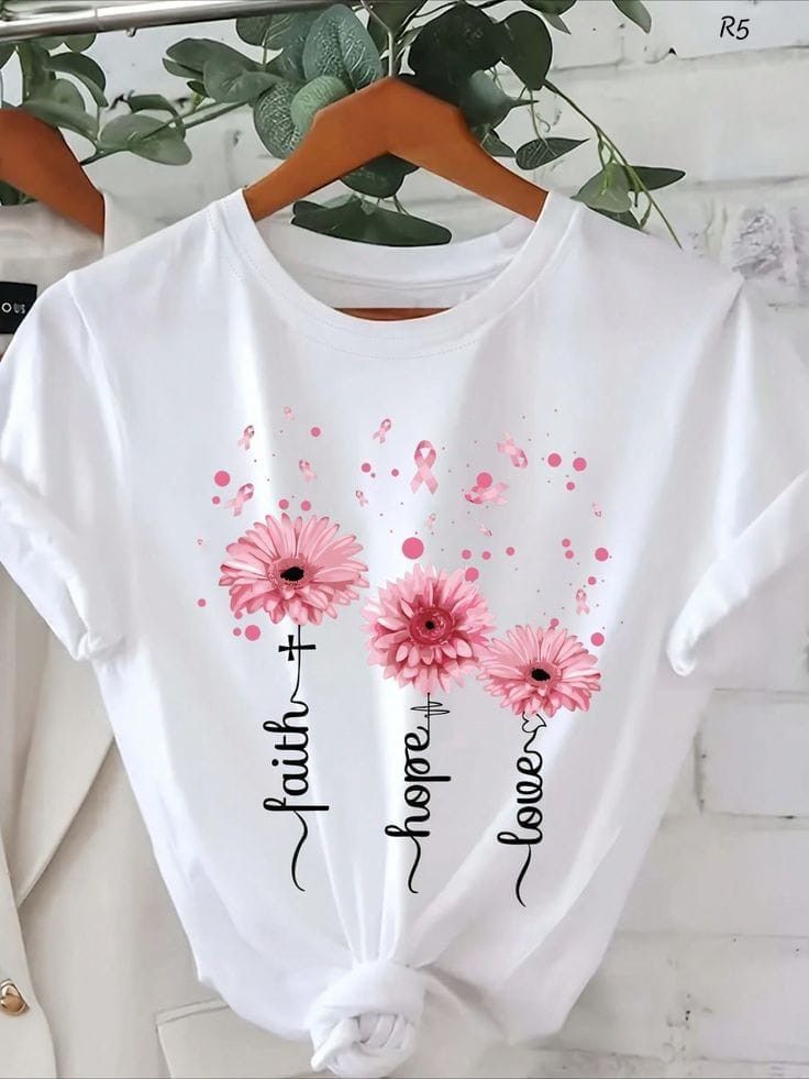 CAMISETA BLANCA DAMA TRES FLORES ROSA