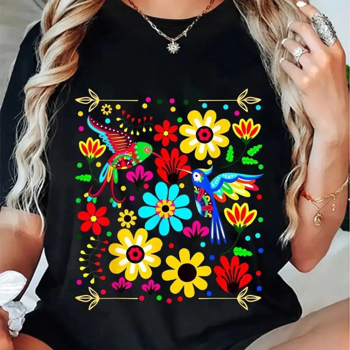 CAMISETA DAMA NEGRA COLIBRI FLORES DE COLORES