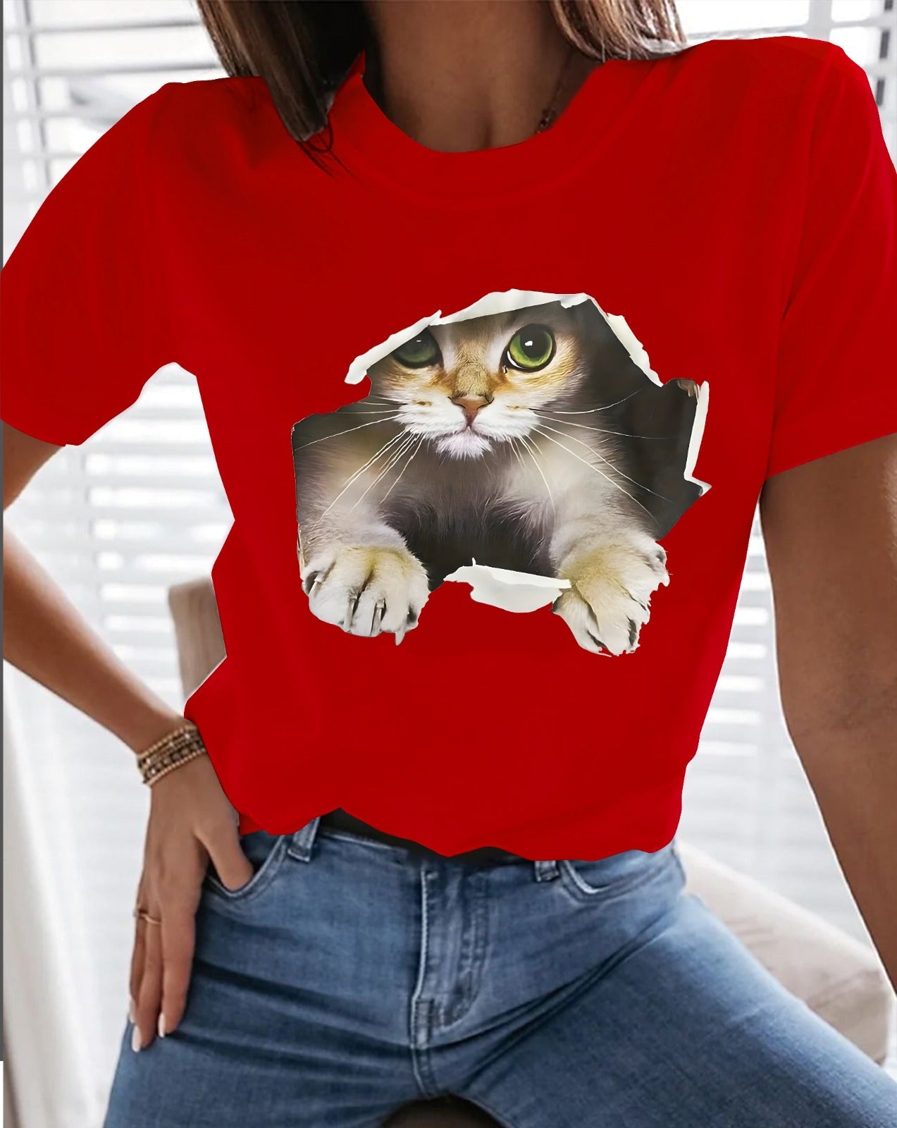 CAMISETA ROJA GATO ROTO