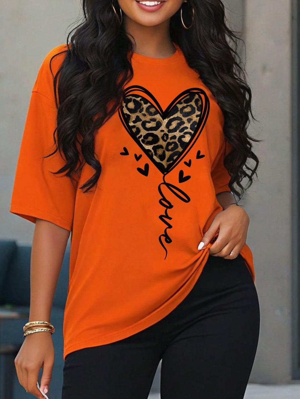 CAMISETA DAMA NARANJA CORAZON LEOPARDO