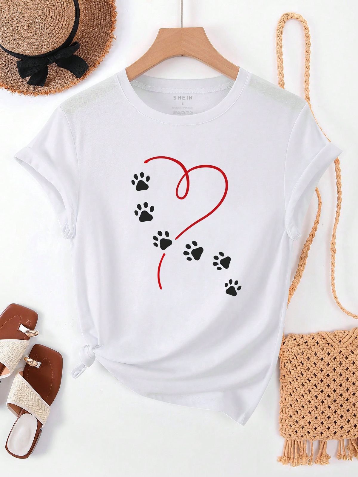 CAMISETA BLANCA DAMA CORAZON HUELLAS