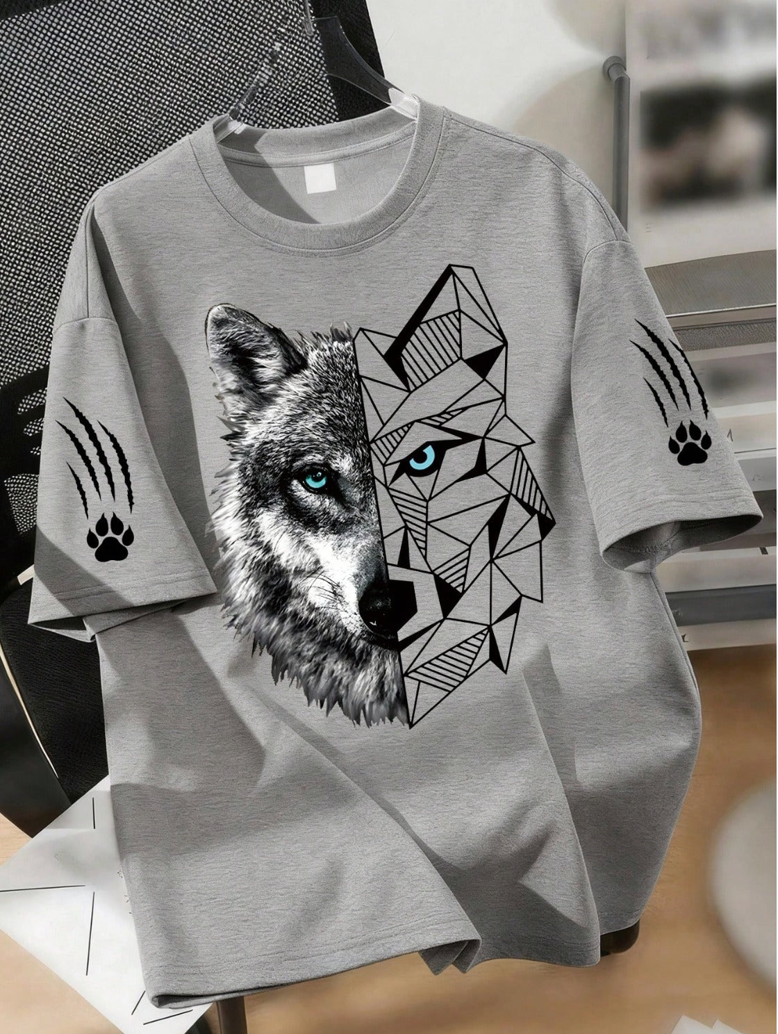 CAMISETA HOMBRE GRIS LOBO