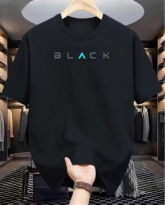 CAMISETA HOMBRE NEGRA BLACK HORIZONTAL LETRA AZUL