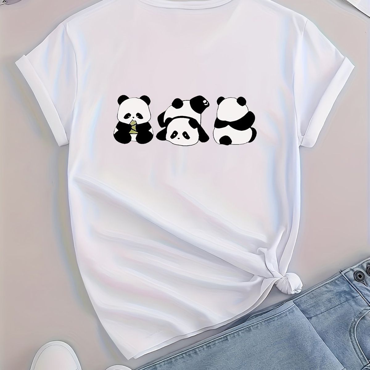CAMISETA BLANCA DAMA 3 PANDAS